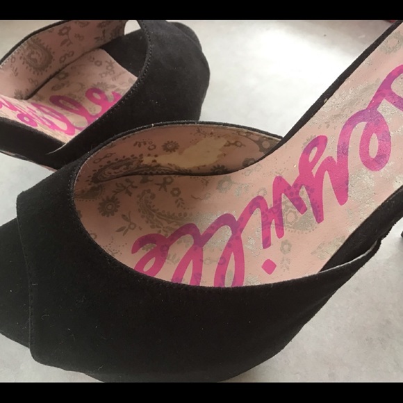 BETSEY JOHNSON BETSEYVILLE PLATFORM STILETTOS 10 - Picture 11 of 15